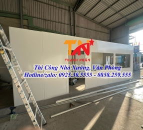 Thi Công Vách Panel Nhà Xưởng Ở KCN Changshin Đồng Nai