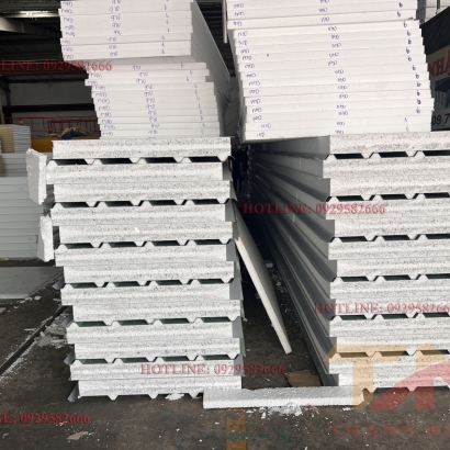 Tấm Vách Panel 7,5cm Tại Nhơn Trạch